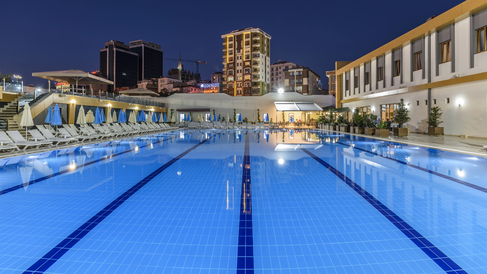 Club Aydınoğlu Açık Havuz